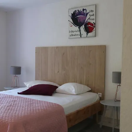 Domaine Bocca Di Feno פארק נופש 3*