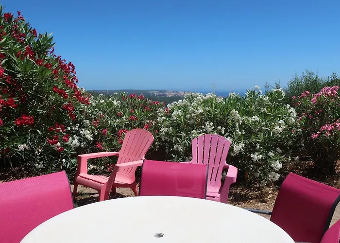 Domaine Bocca Di Feno منتزه العطل 3*