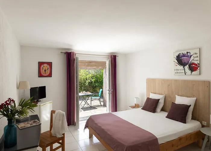 منتزه العطل Domaine Bocca Di Feno 3*