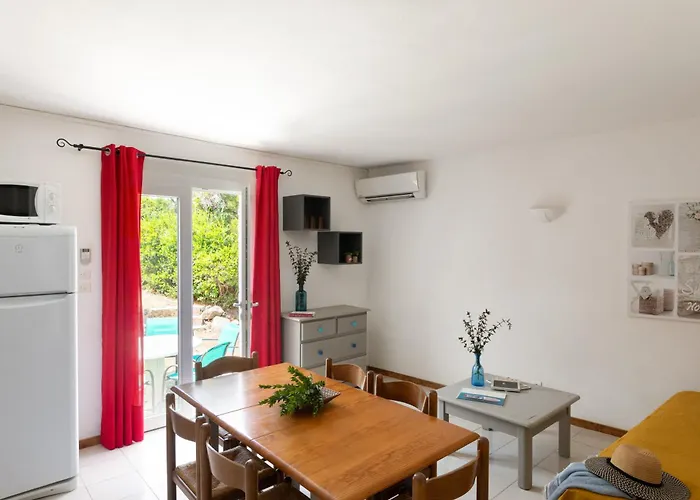 منتزه العطل Domaine Bocca Di Feno 3*