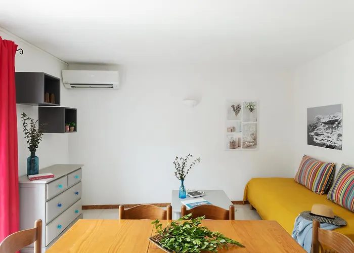 Domaine Bocca Di Feno منتزه العطل 3*