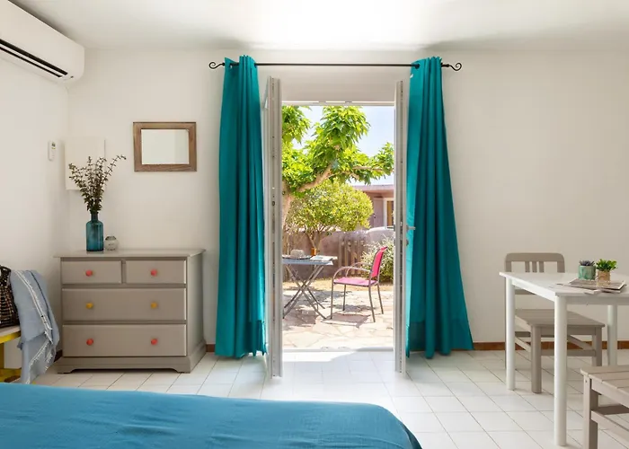 Aldeamento Turístico Domaine Bocca Di Feno