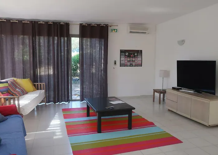 Domaine Bocca Di Feno منتزه العطل بونيفَسْيو